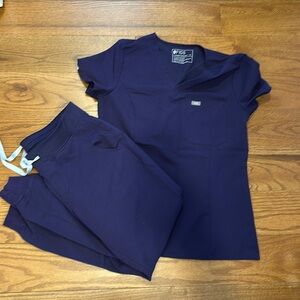 Figs scrubs